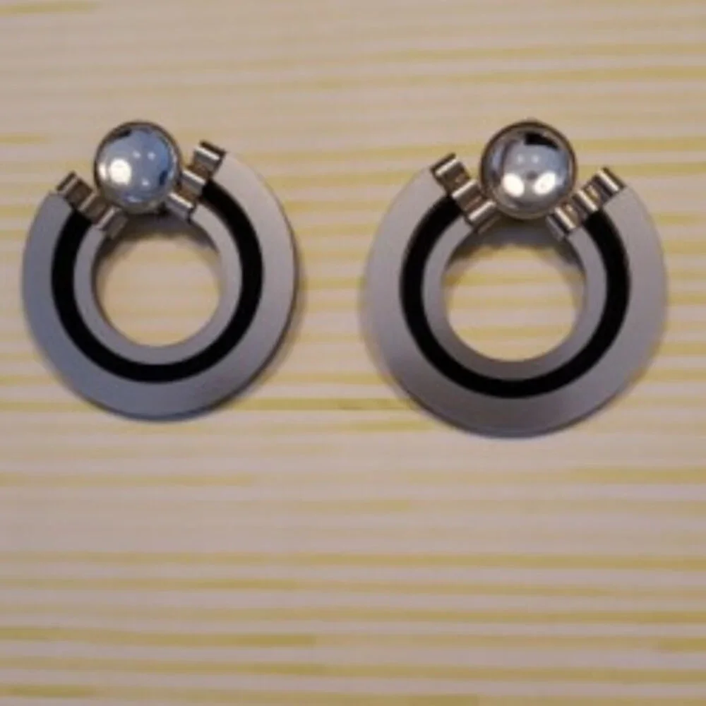 Vintage Art Deco Style Clip-On Earrings